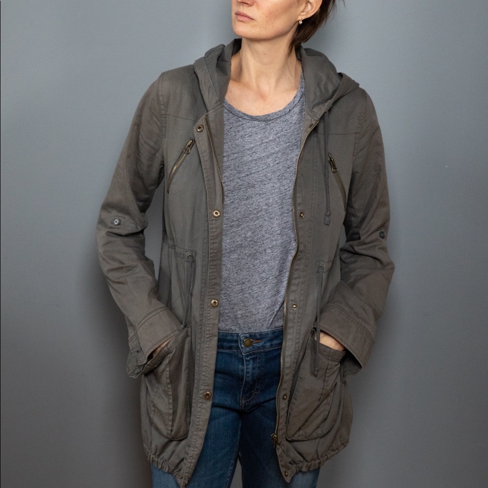 Great lightweight olive jacket